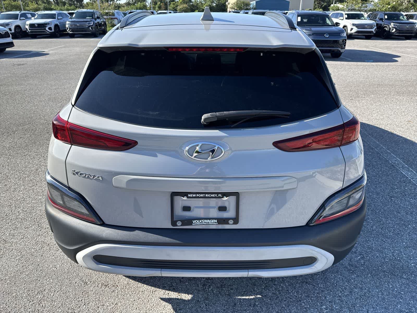 Used 2022 Hyundai Kona SEL FWD image 13
