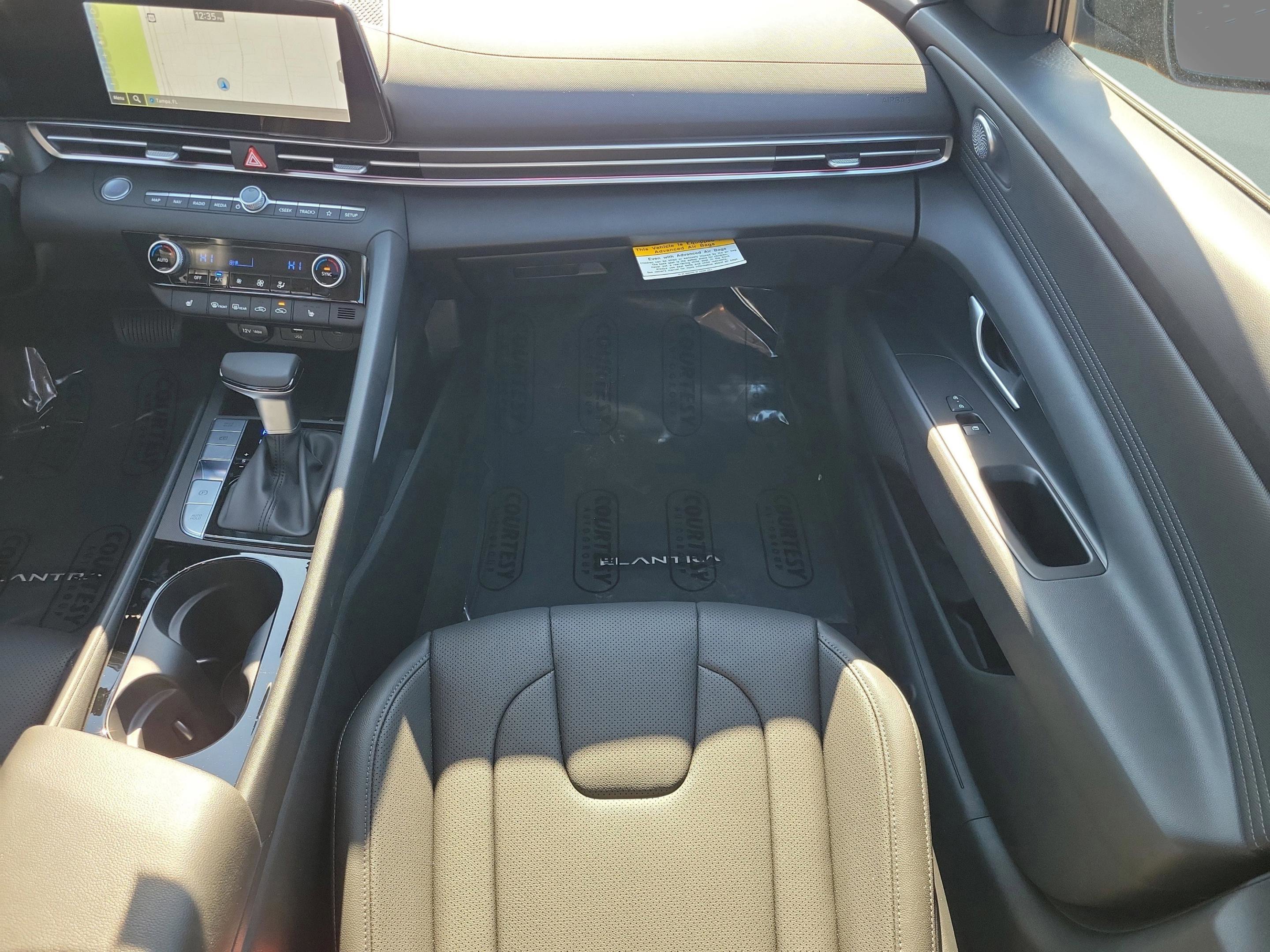 New 2026 Hyundai Elantra Limited image 13