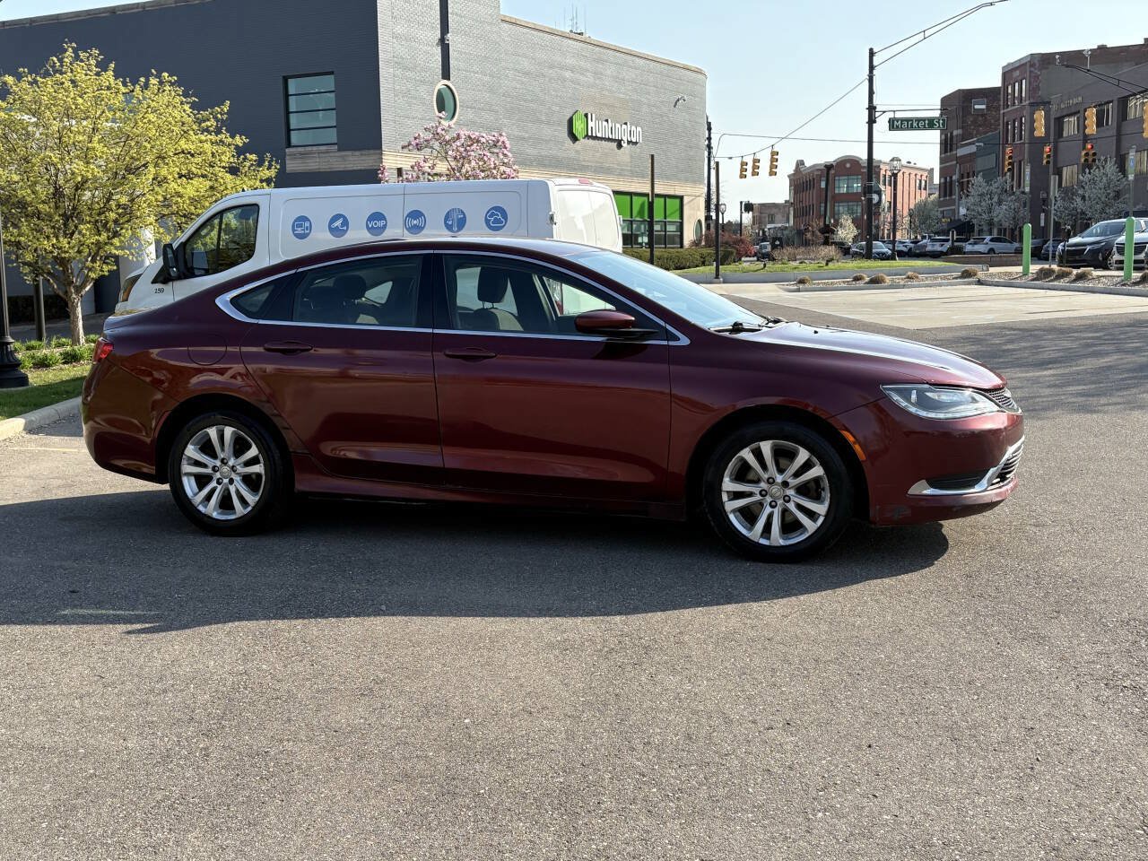 Used 2015 Chrysler 200 Limited FWD image 6