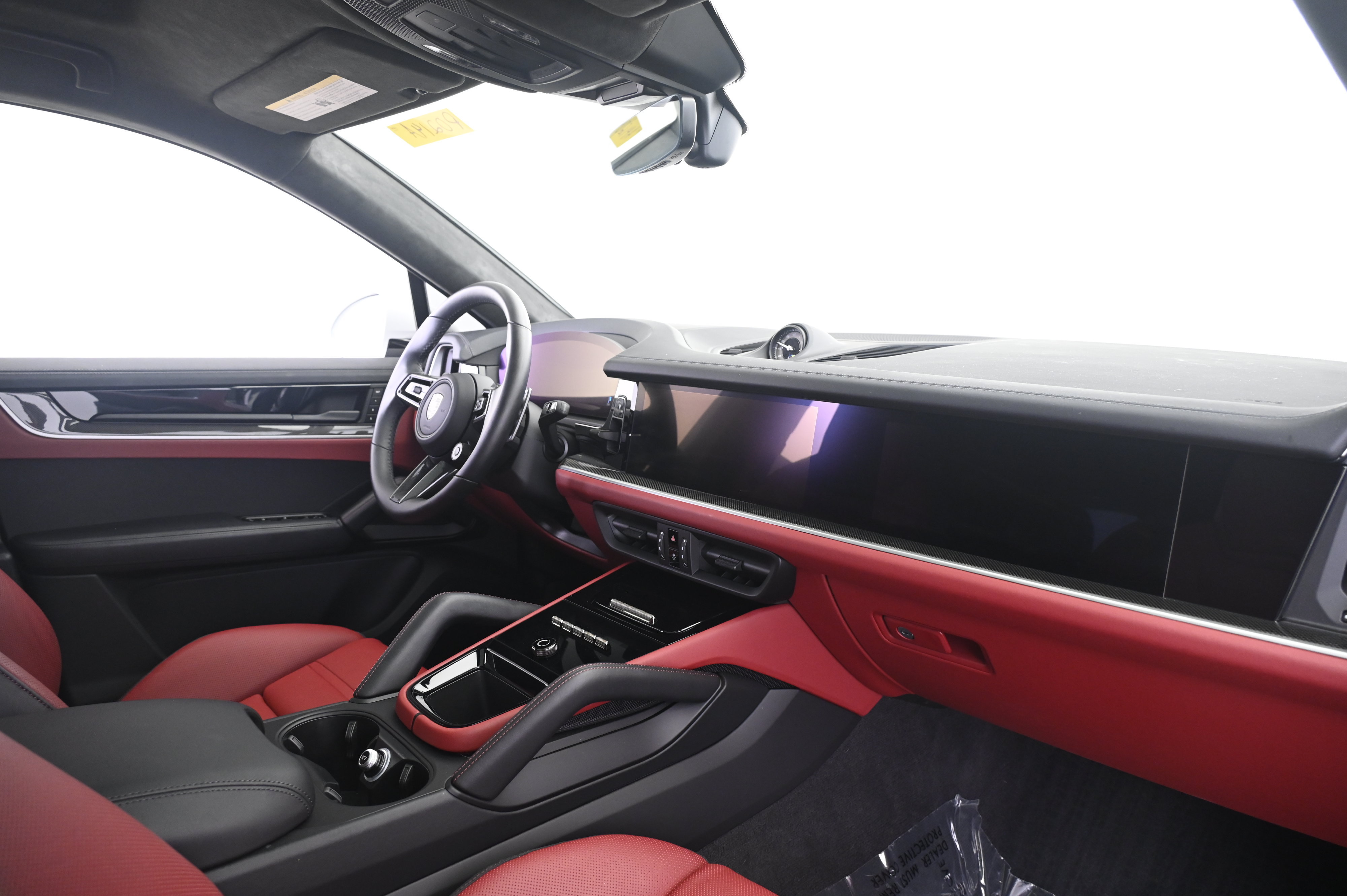 Certified 2026 Porsche Cayenne Turbo AWD/4WD image 22