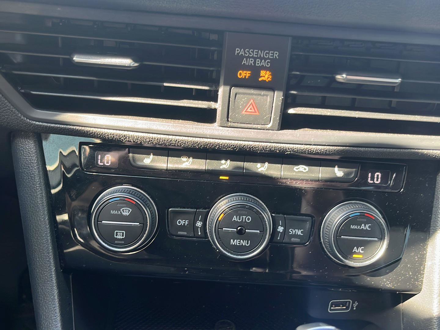 Used 2019 Volkswagen Jetta R-Line image 12