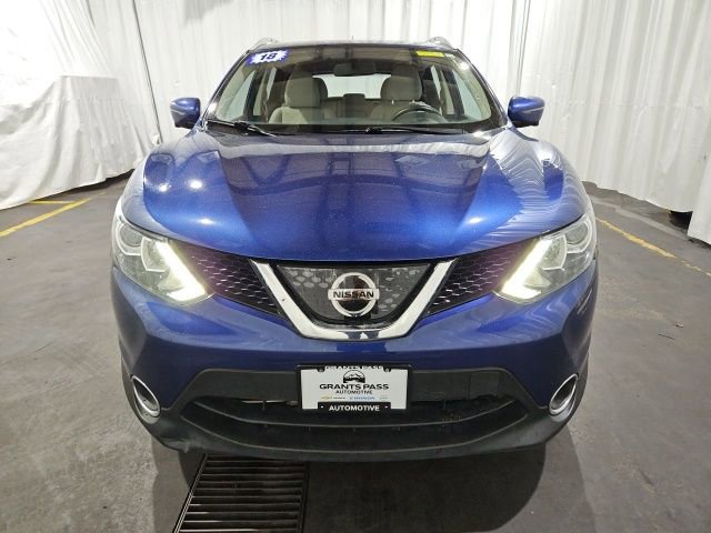 Used 2018 Nissan Rogue Sport SV w/ SV Technology Package image 8