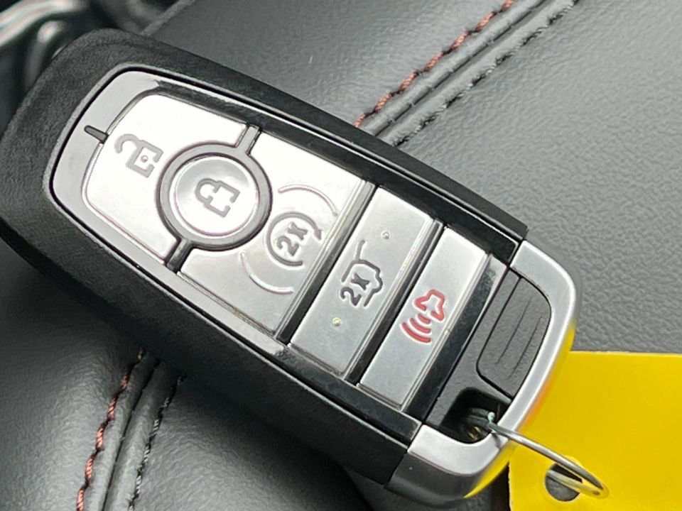 Used 2026 Ford Explorer Active w/ Active Comfort Package image 31