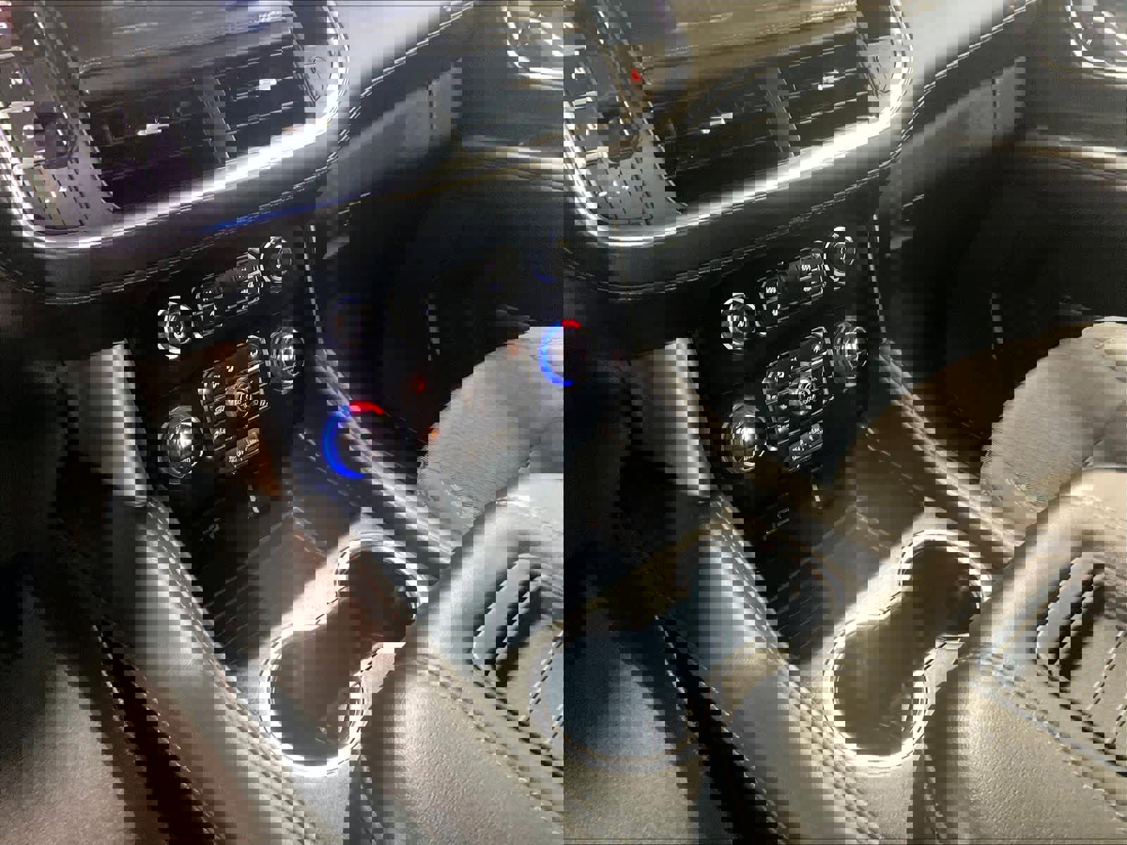 Used 2023 Chevrolet Tahoe LS image 21