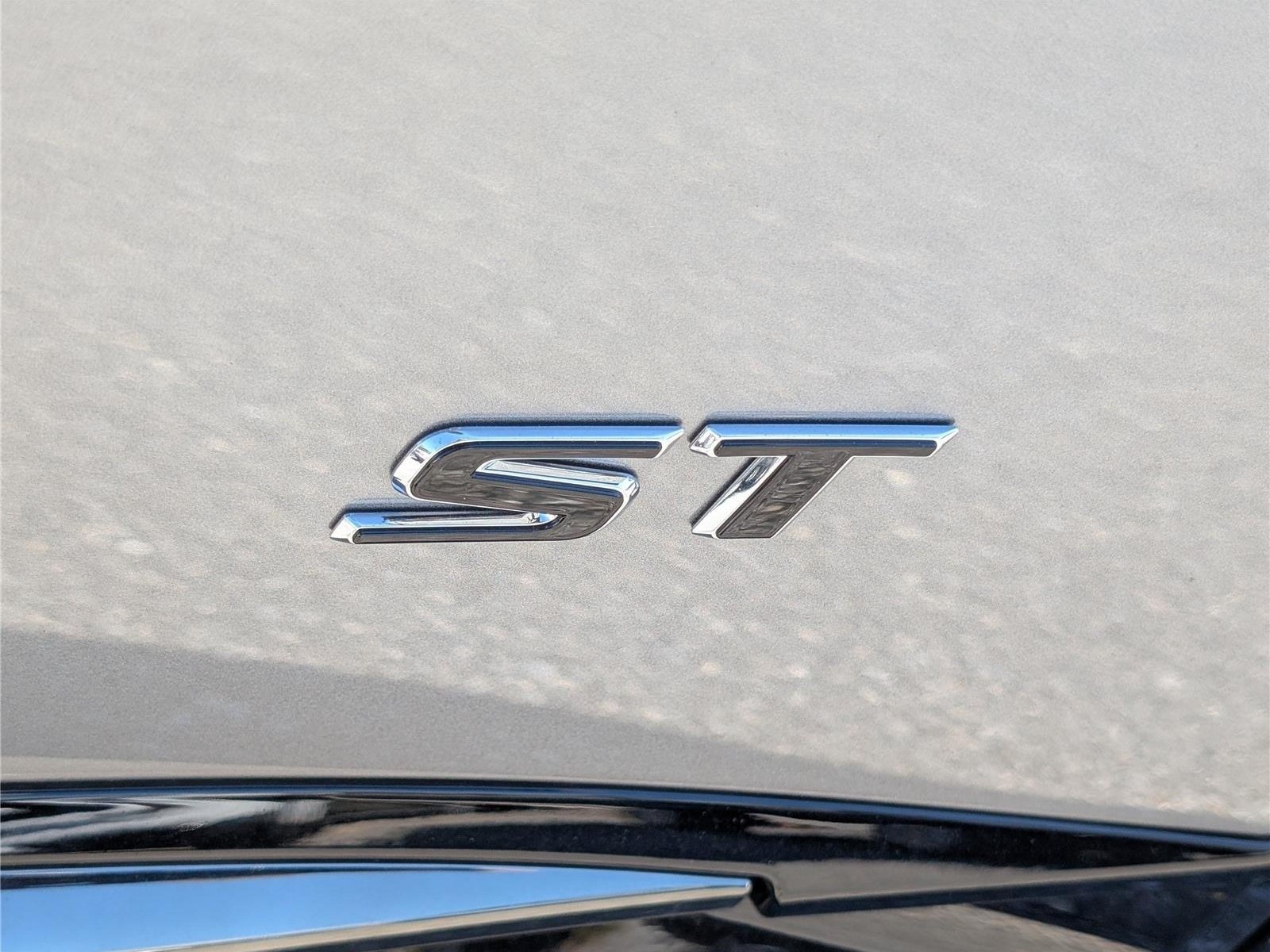New 2026 Buick Envision Sport Touring AWD/4WD image 6