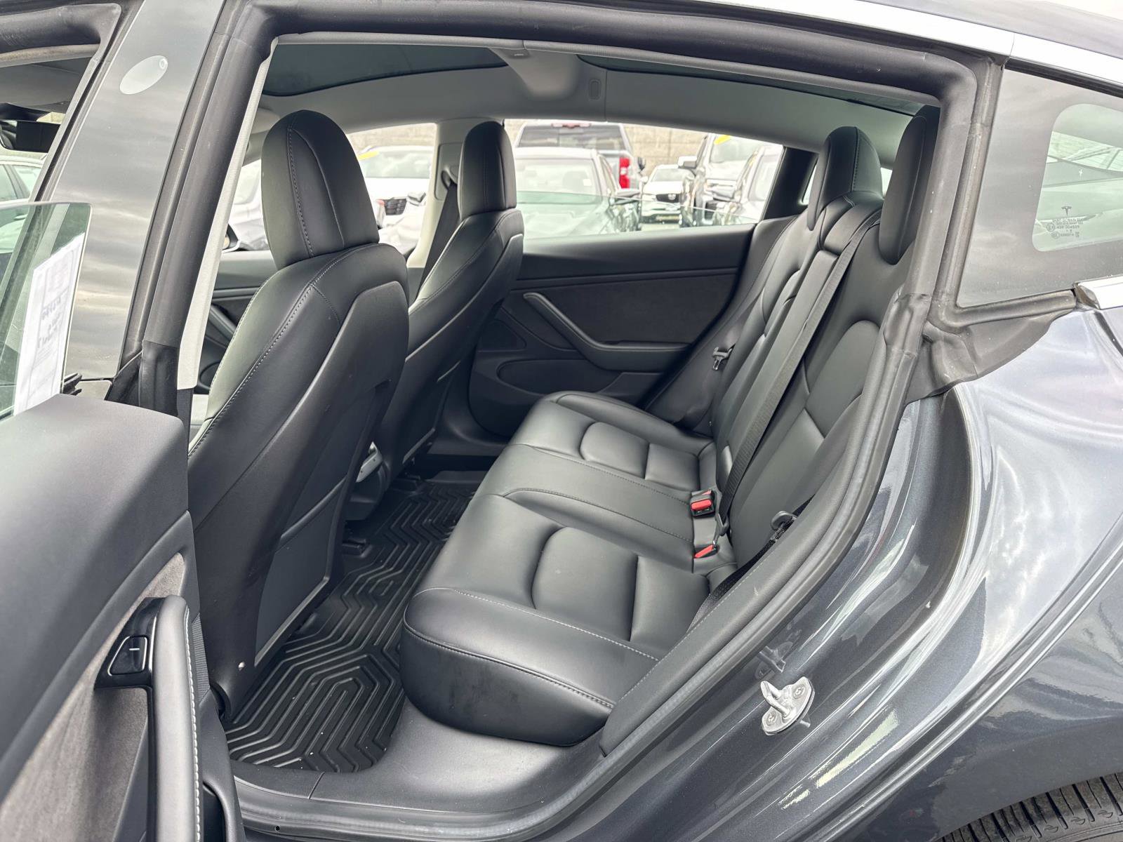 Used 2019 Tesla Model 3 Standard Range image 20