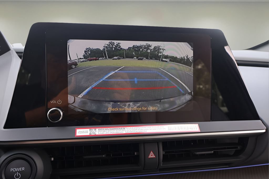 Certified 2026 Toyota Prius XLE FWD image 22