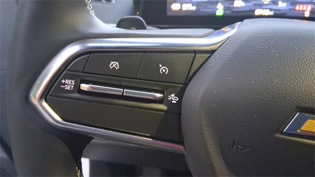 Used 2025 Chevrolet Silverado EV LT image 33