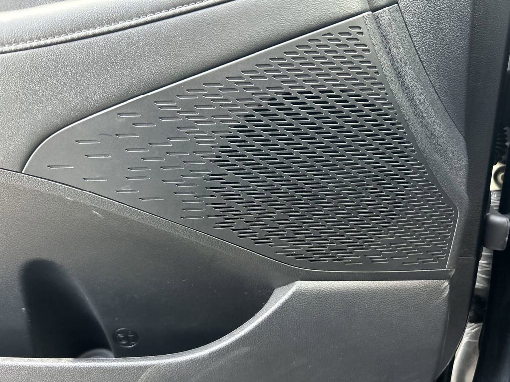 Used 2022 Hyundai Palisade SEL w/ 8P Bench Seat Package AWD/4WD image 25