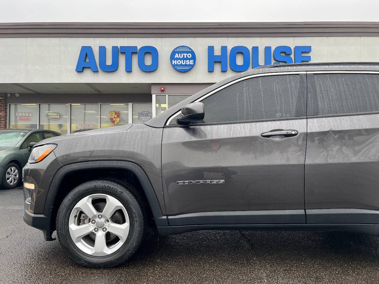 Used 2019 Jeep Compass Latitude w/ Popular Equipment Group FWD image 35