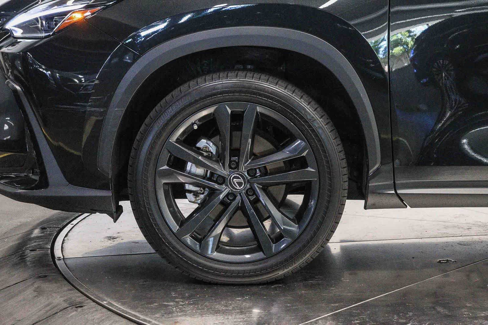 Used 2024 Lexus NX 450h+ AWD w/ Vision Package image 9