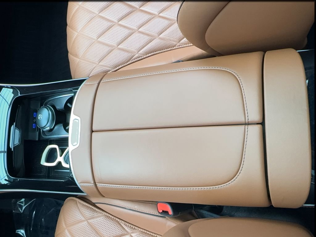 Used 2023 Mercedes-Benz S 580 4MATIC Sedan w/ Warmth & Comfort Package image 39