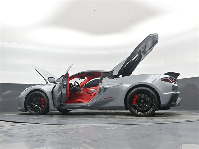 Used 2024 Chevrolet Corvette Z06 image 54
