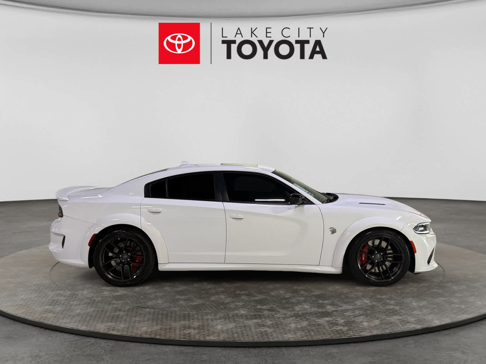 Used 2023 Dodge Charger SRT Hellcat RWD image 11