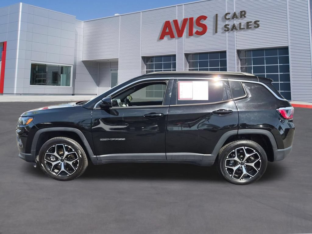 Used 2025 Jeep Compass Limited AWD/4WD image 10