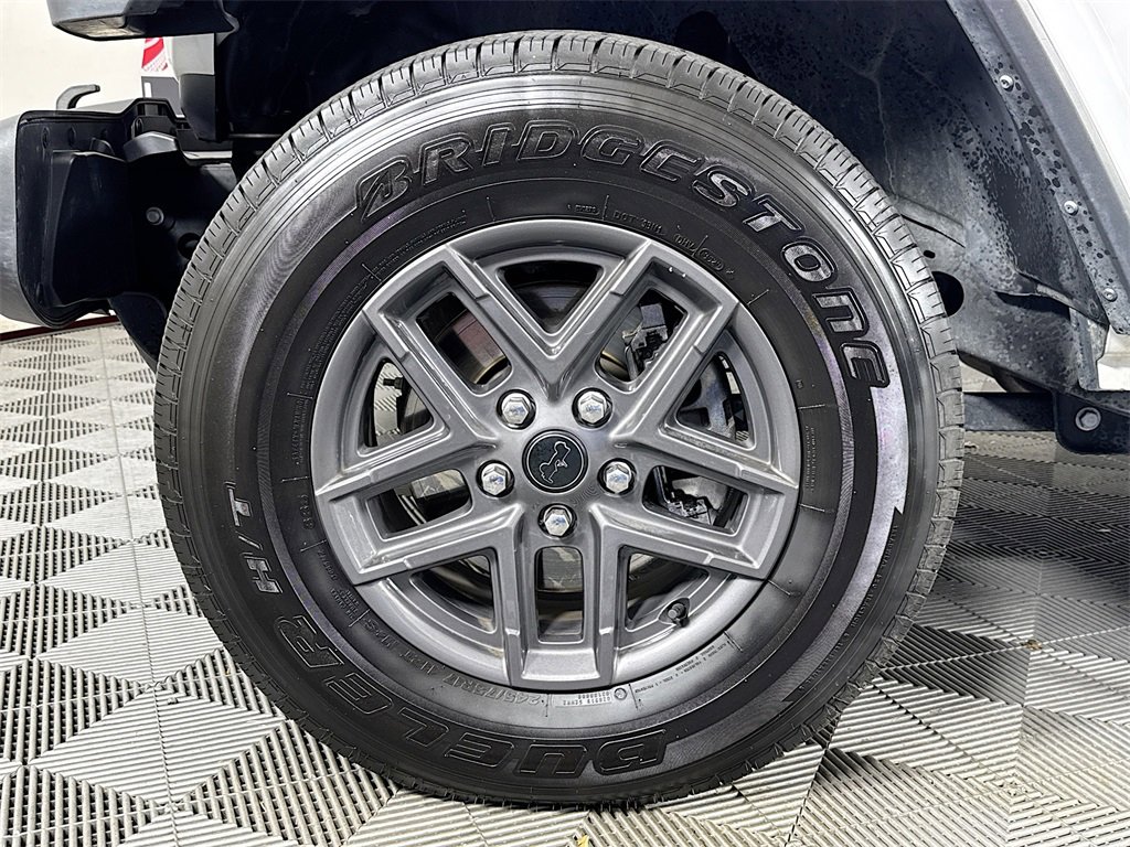 Used 2024 Jeep Gladiator Sport image 30