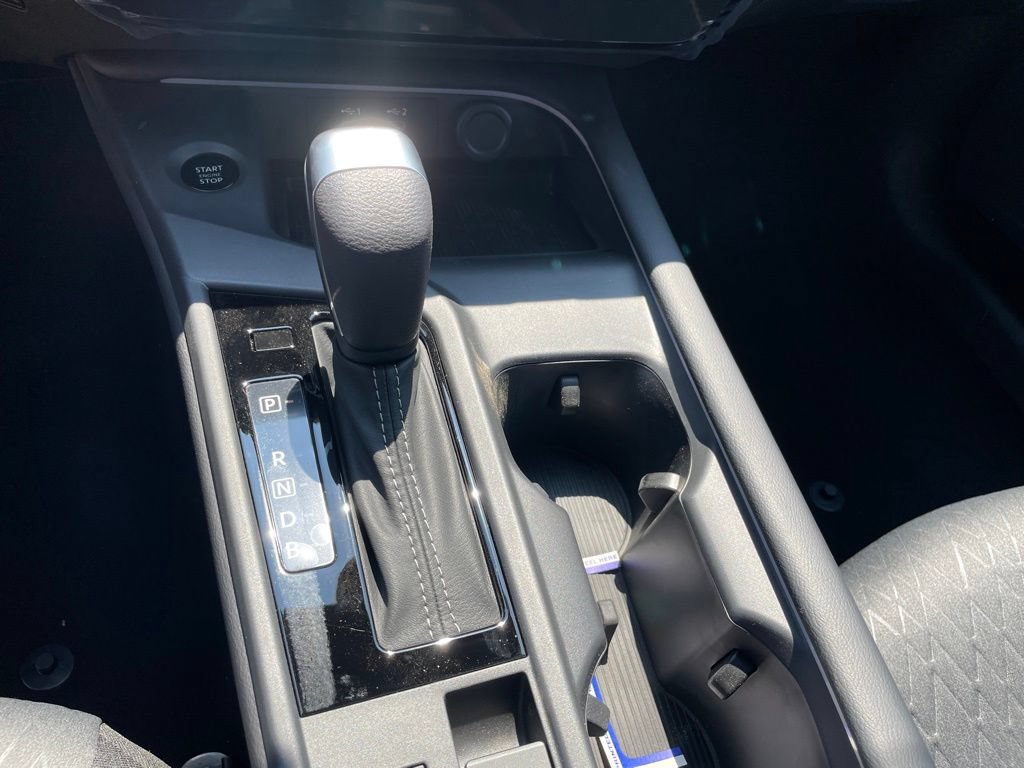 New 2026 Nissan Sentra SV w/ SV Convenience Package FWD image 17