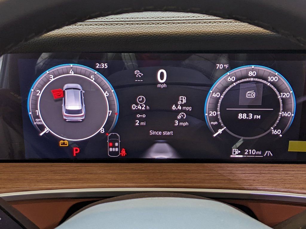 New 2026 Volkswagen Tiguan SEL R-Line image 15