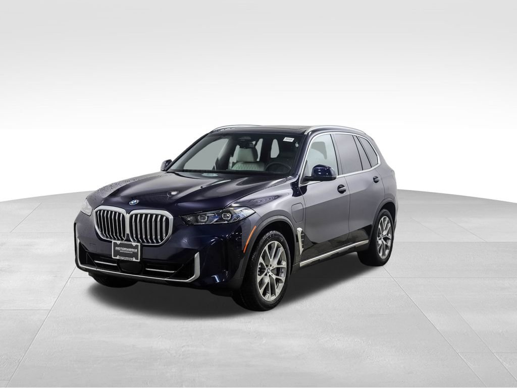 New 2026 BMW X5 xDrive50e w/ Climate Comfort Package