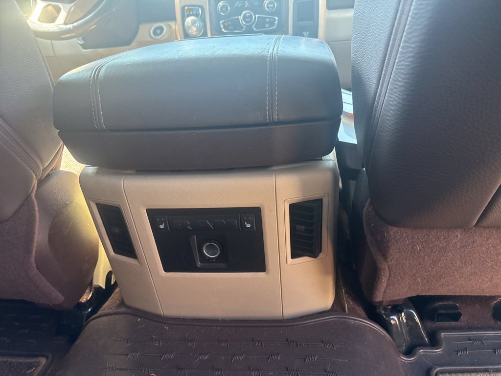 Used 2016 RAM 1500 Laramie Longhorn w/ Convenience Group AWD/4WD image 19