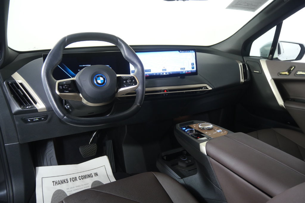 Certified 2024 BMW iX xDrive50 w/ Premium Package AWD/4WD image 18
