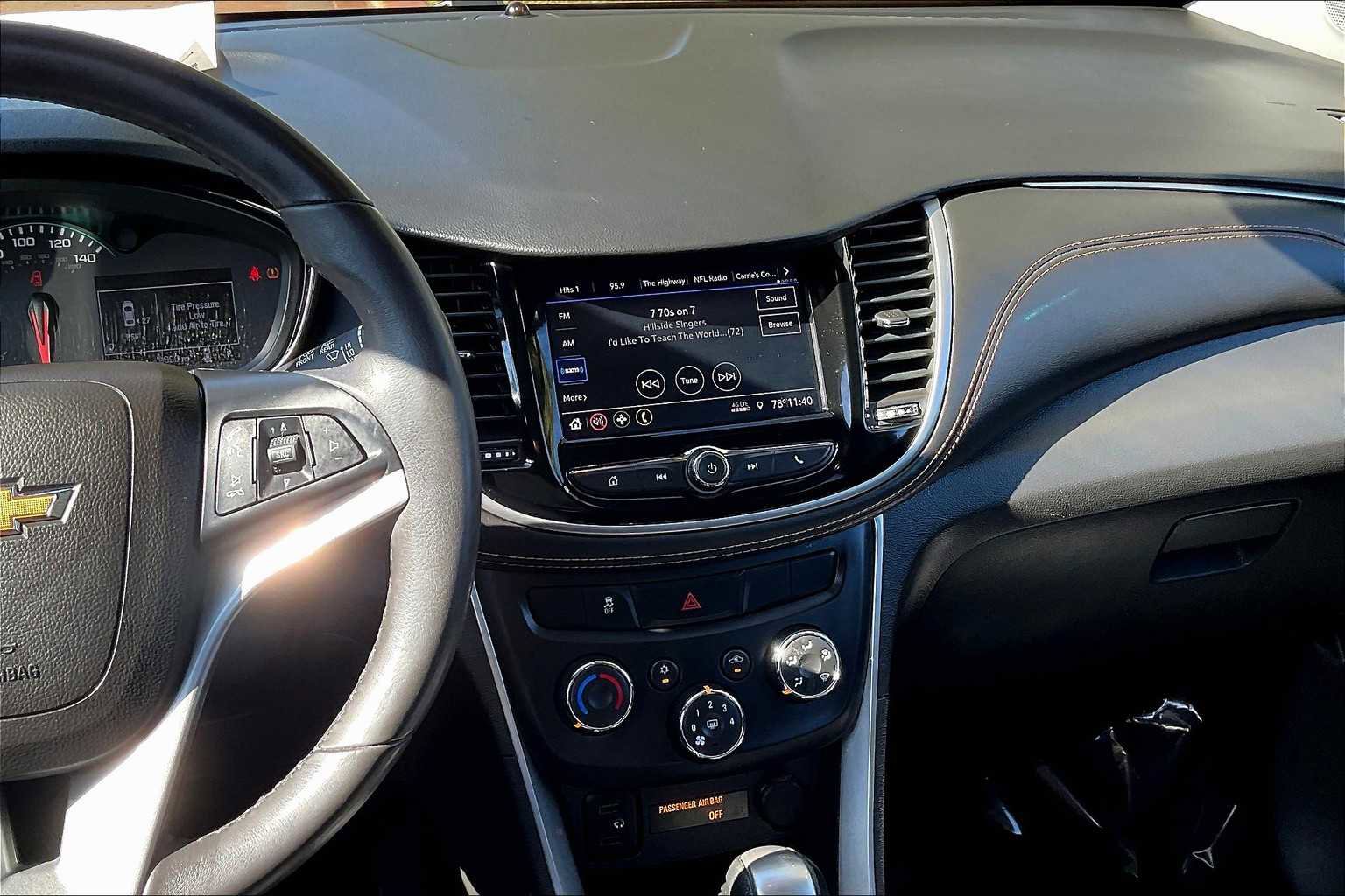 Certified 2021 Chevrolet Trax LT w/ Driver Confidence Package image 6