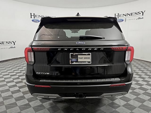 Used 2026 Ford Explorer Active w/ Active Comfort Package RWD image 6