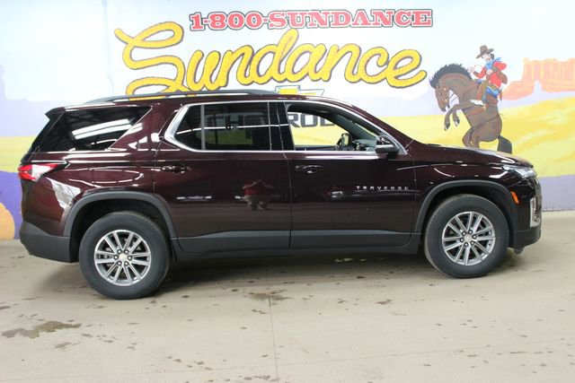 Used 2023 Chevrolet Traverse LT FWD image 1