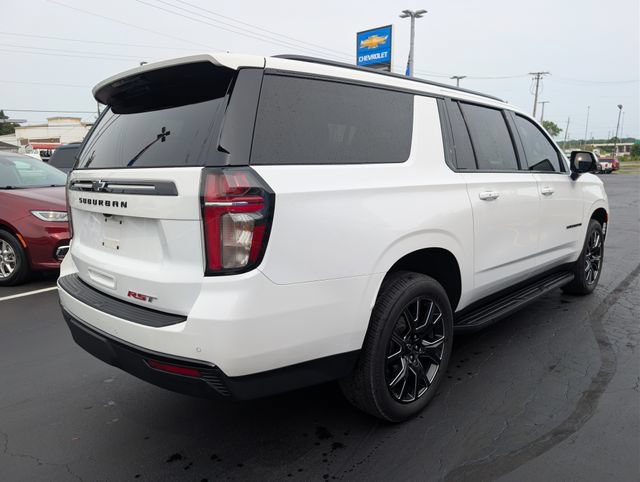 Used 2024 Chevrolet Suburban RST w/ Luxury Package AWD/4WD image 5