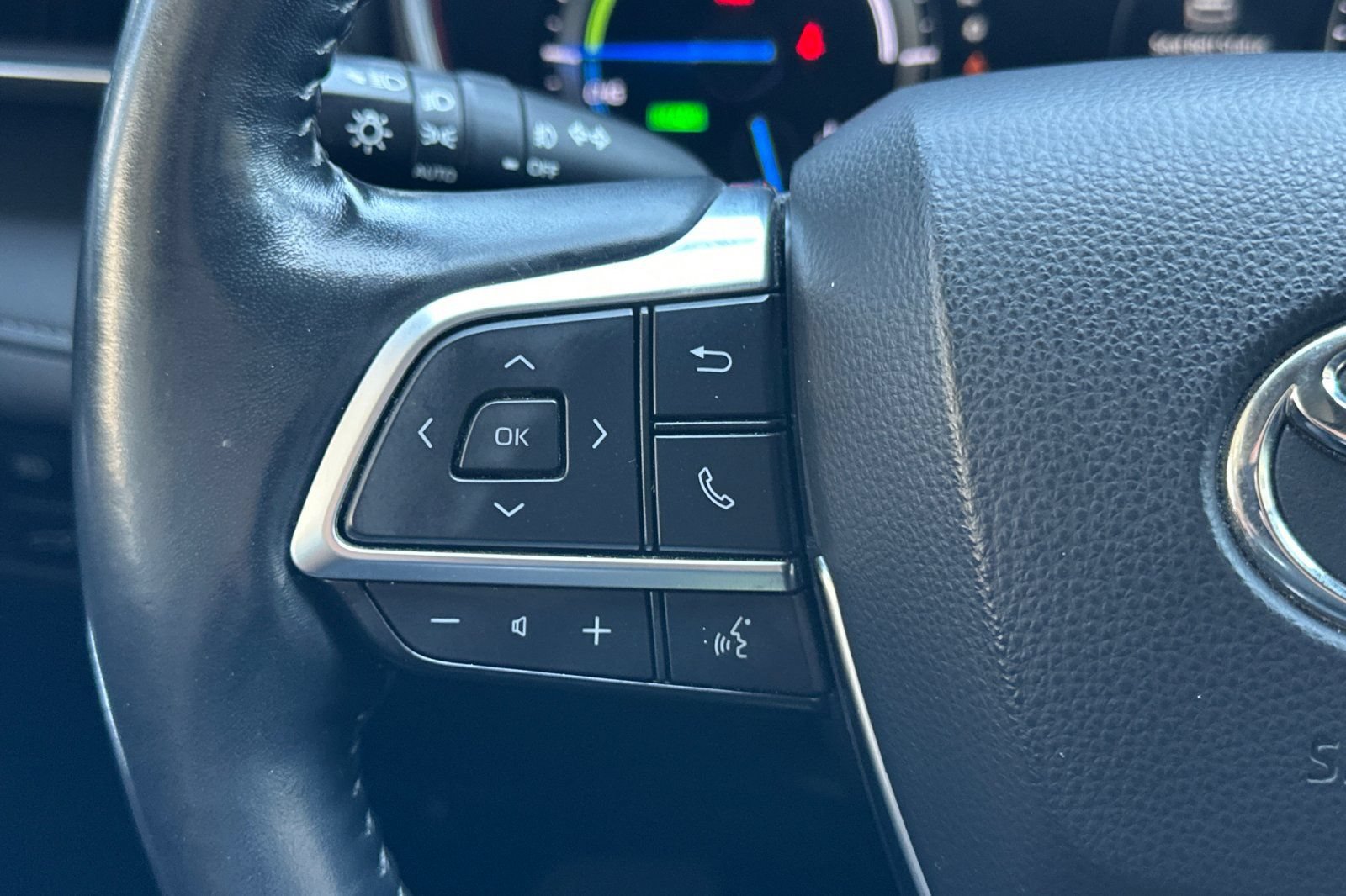 Used 2021 Toyota Highlander Platinum AWD/4WD image 27