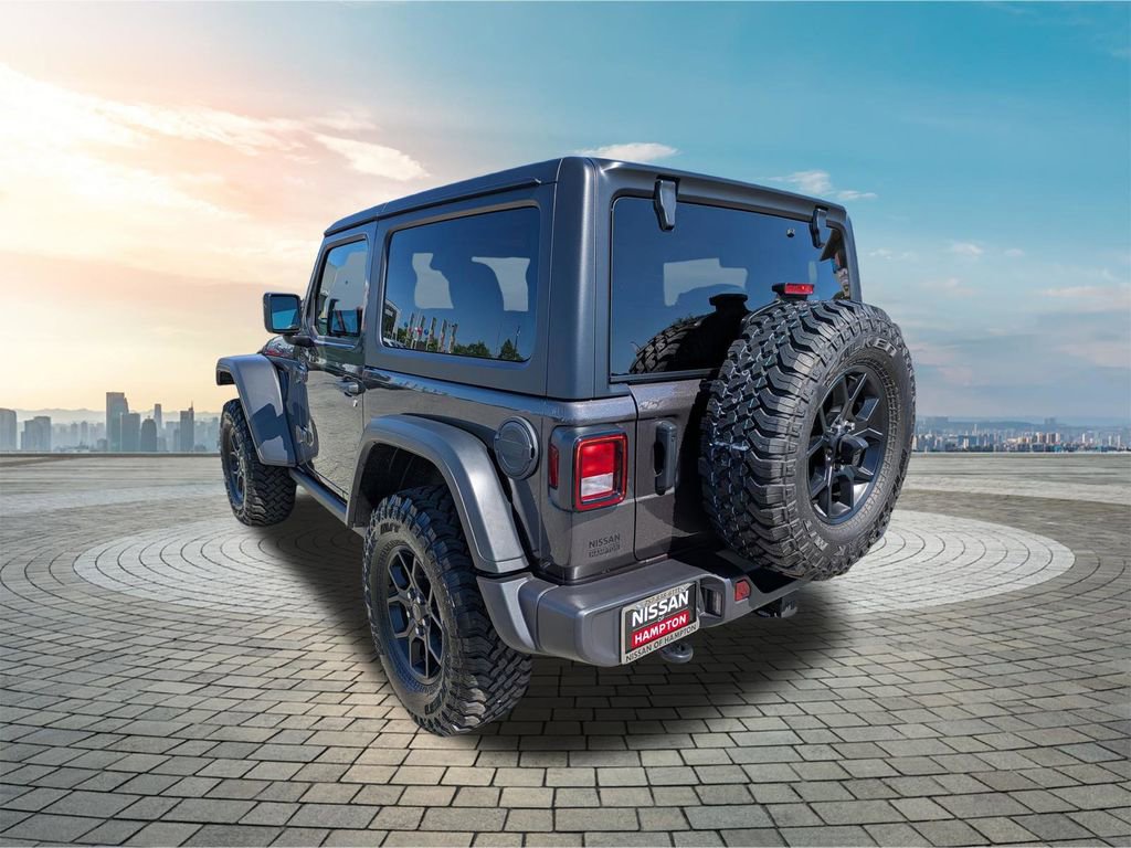 Used 2025 Jeep Wrangler Sport AWD/4WD image 7