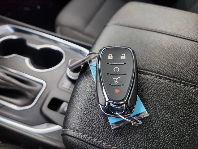 Used 2023 Chevrolet Traverse LT FWD image 49