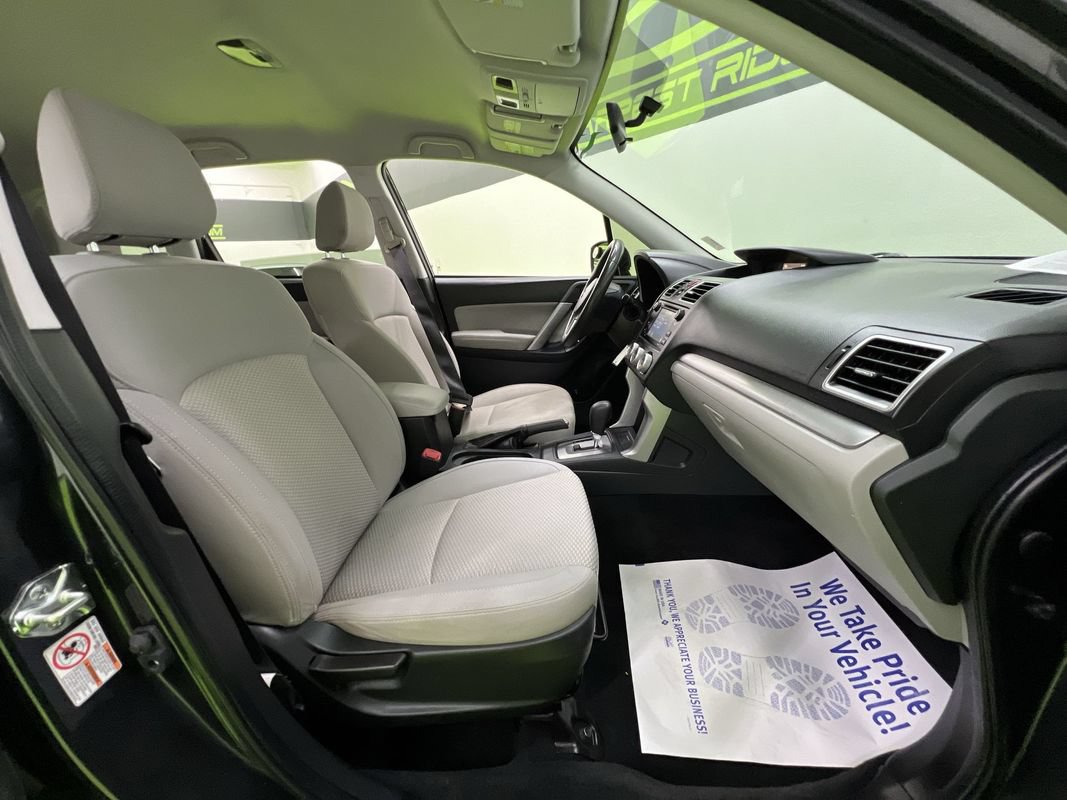 Used 2017 Subaru Forester 2.5i w/ Alloy Wheel Package AWD/4WD image 28