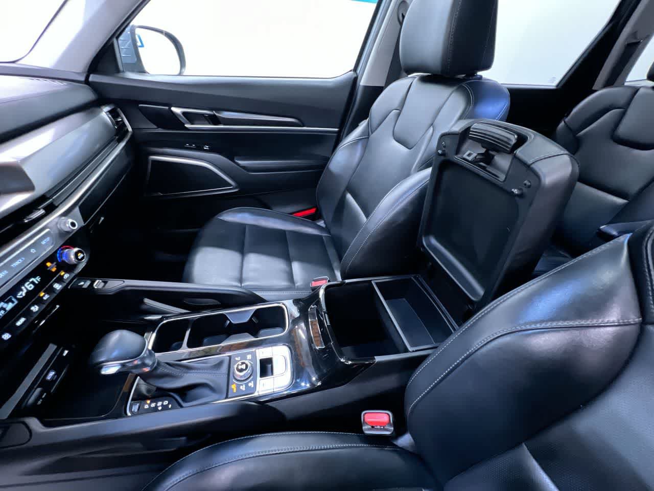 Used 2025 Kia Telluride S AWD/4WD image 32