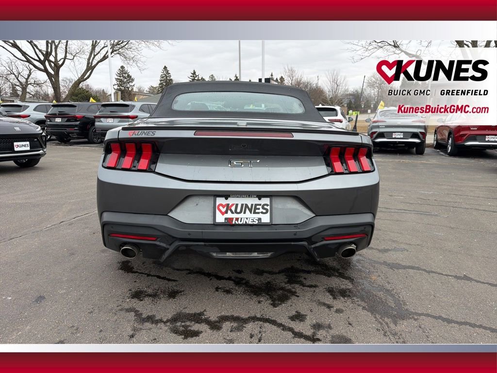 Used 2025 Ford Mustang GT Premium image 23