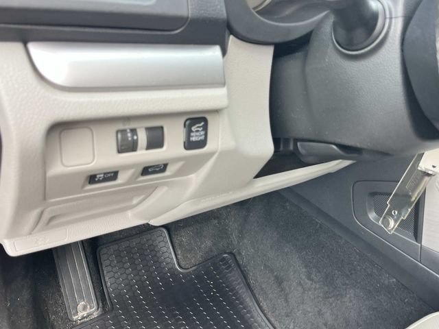 Used 2015 Subaru Forester 2.5i Limited AWD/4WD image 28