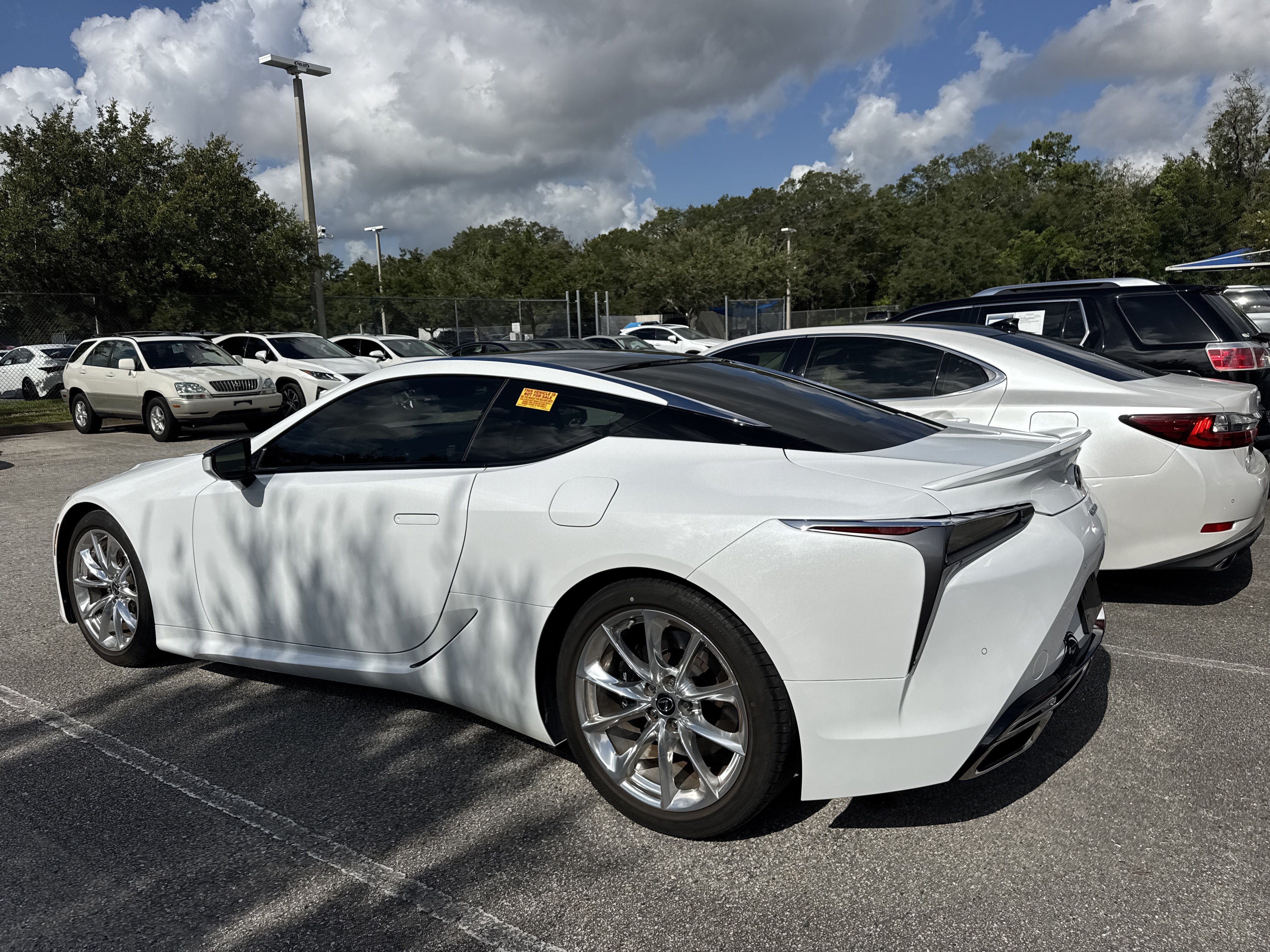 Used 2018 Lexus LC 500 Coupe w/ Touring Package RWD image 3