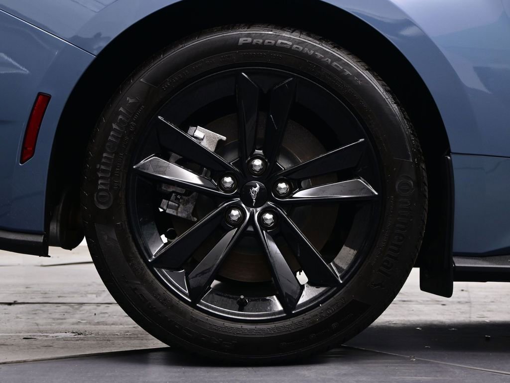 Used 2025 Ford Mustang GT RWD image 24