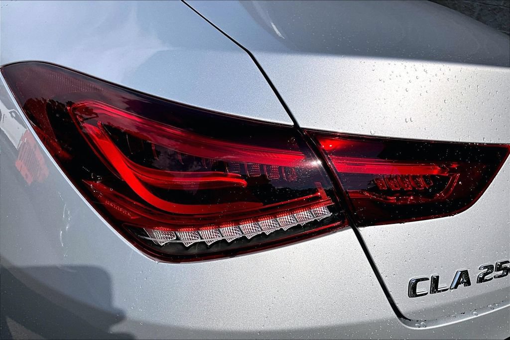 Certified 2021 Mercedes-Benz CLA 250 4MATIC image 32