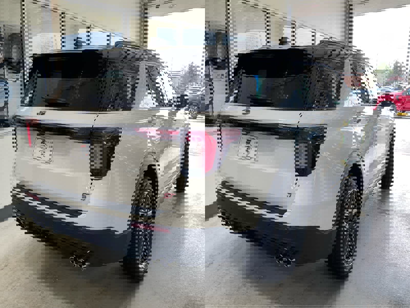 Used 2025 Ford Explorer ST w/ Sun And Sound Package AWD/4WD image 8