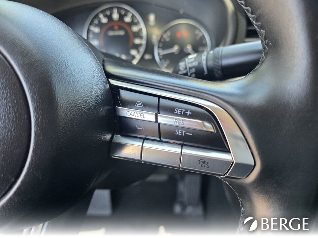 Used 2023 MAZDA MAZDA3 s FWD image 24