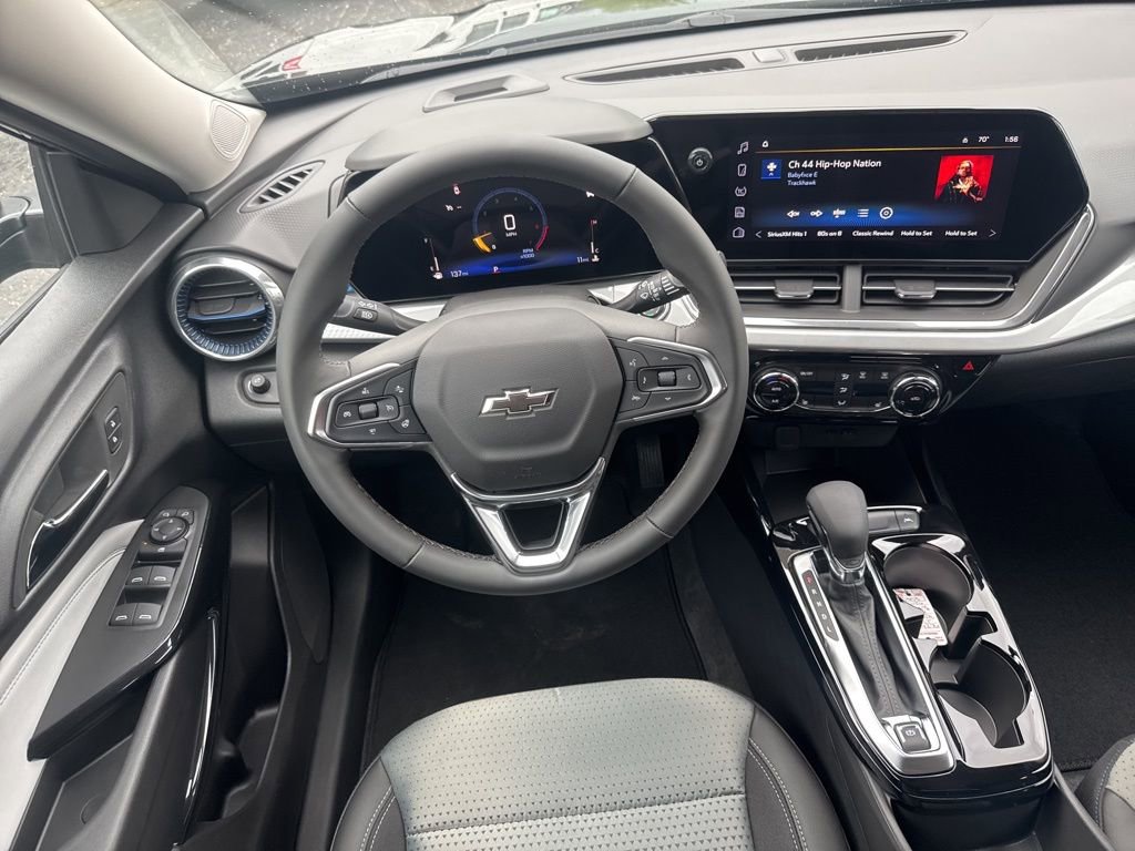 New 2026 Chevrolet Trax LT FWD image 24
