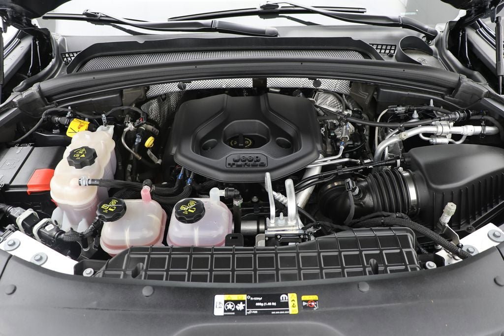 Used 2023 Jeep Grand Cherokee 4WD 4xe w/ Luxury Tech Group II image 26