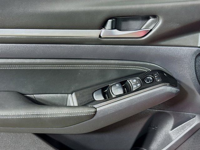 Used 2020 Nissan Altima 2.5 SV AWD/4WD image 15