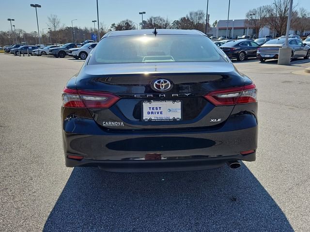 Used 2021 Toyota Camry XLE FWD image 5