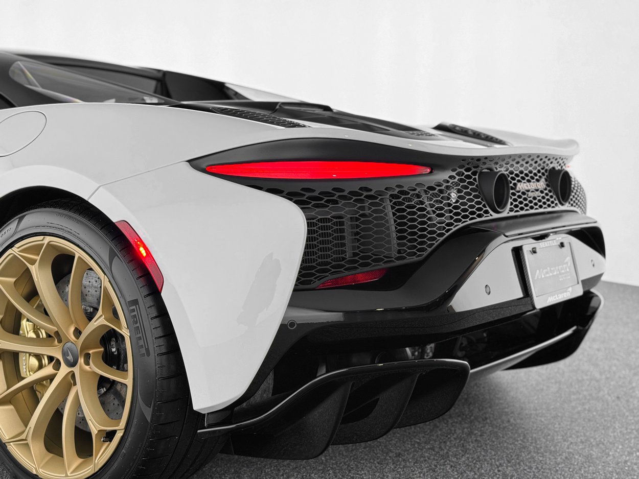 New 2026 McLaren Artura Spider image 41