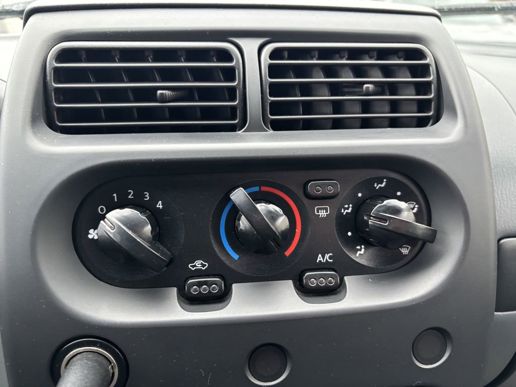 Used 2003 Nissan Xterra XE w/ Power Pkg image 17