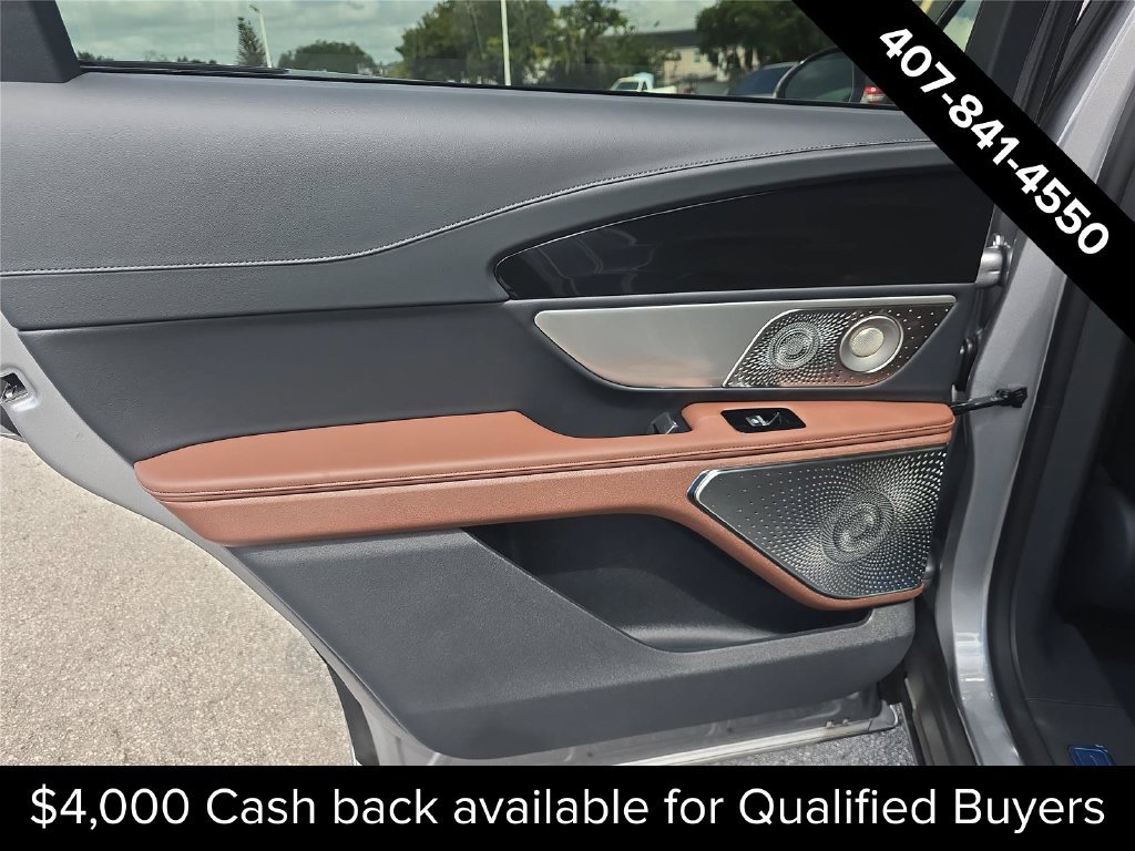 New 2026 Lincoln Nautilus Reserve AWD/4WD image 8