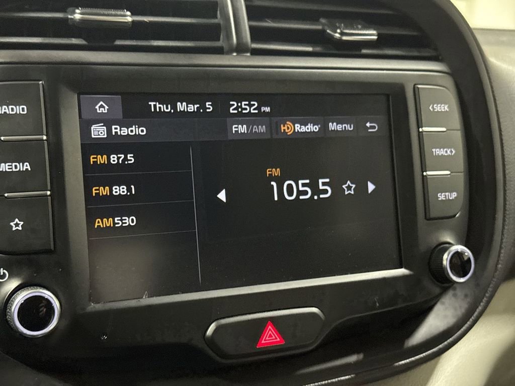 Used 2023 Kia Soul LX FWD image 14