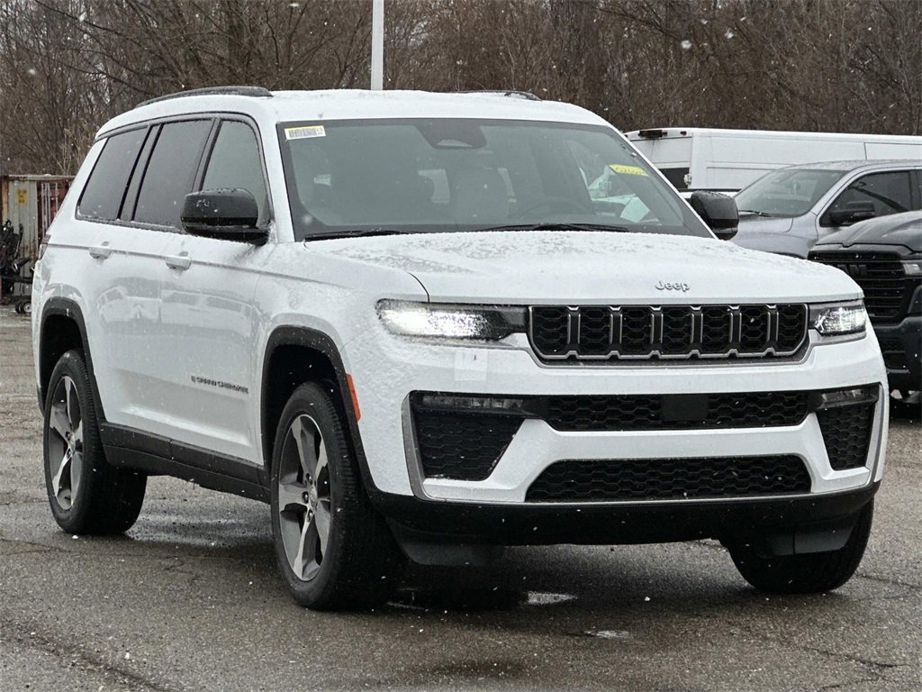 New 2026 Jeep Grand Cherokee L Limited image 1